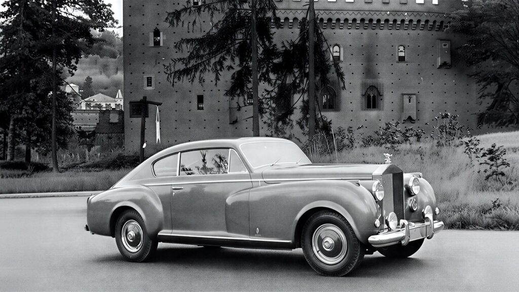 The Italian Job: When Rolls-Royce Let Italy Do the Talking